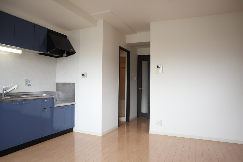 サクシード胤 リビング