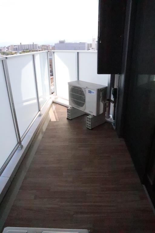 ワイエスビル ベランダ