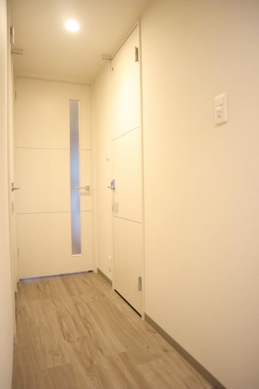 プライムステージ弁天町 玄関