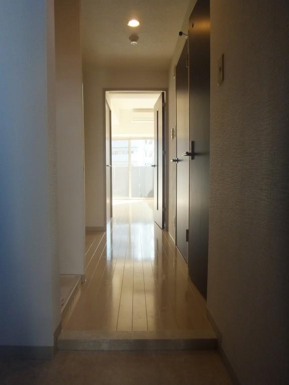 メルヘンローズ学研都市 玄関