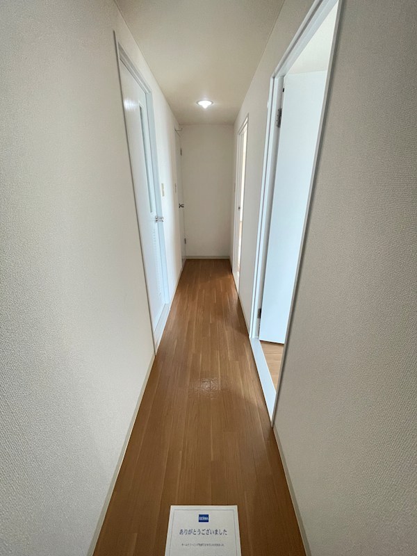 メゾン菱江 玄関