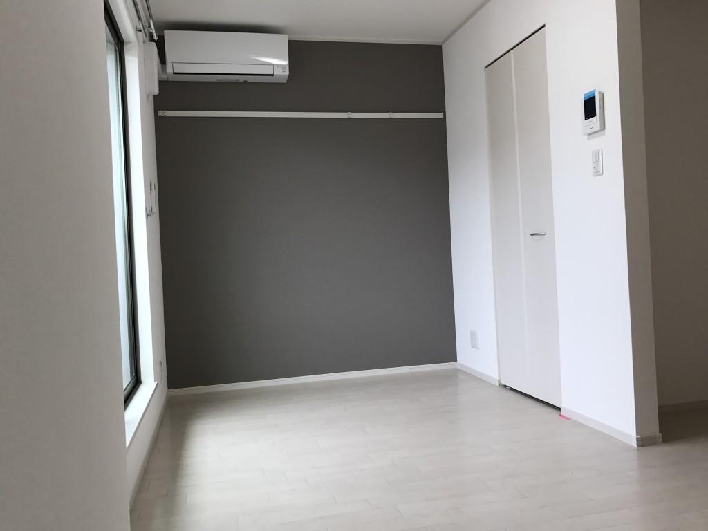 ラフォーレ末広 リビング