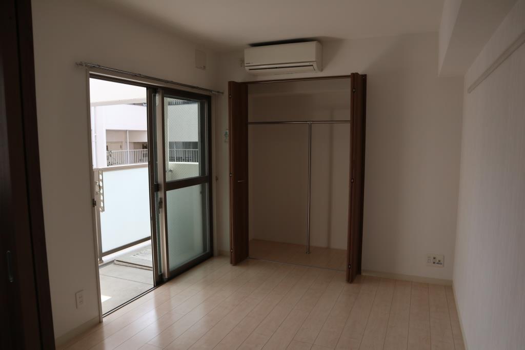 C.P.B.S リビング