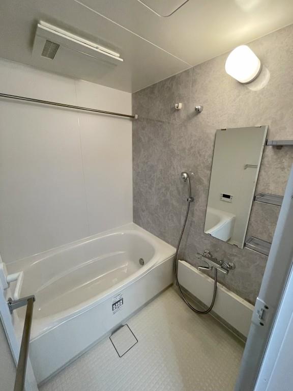 レヴィスタ茜部ウエスト 風呂画像