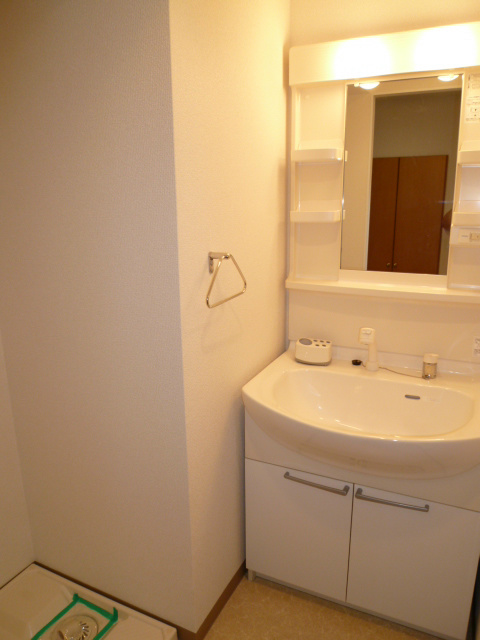 イースト・ワン その他2