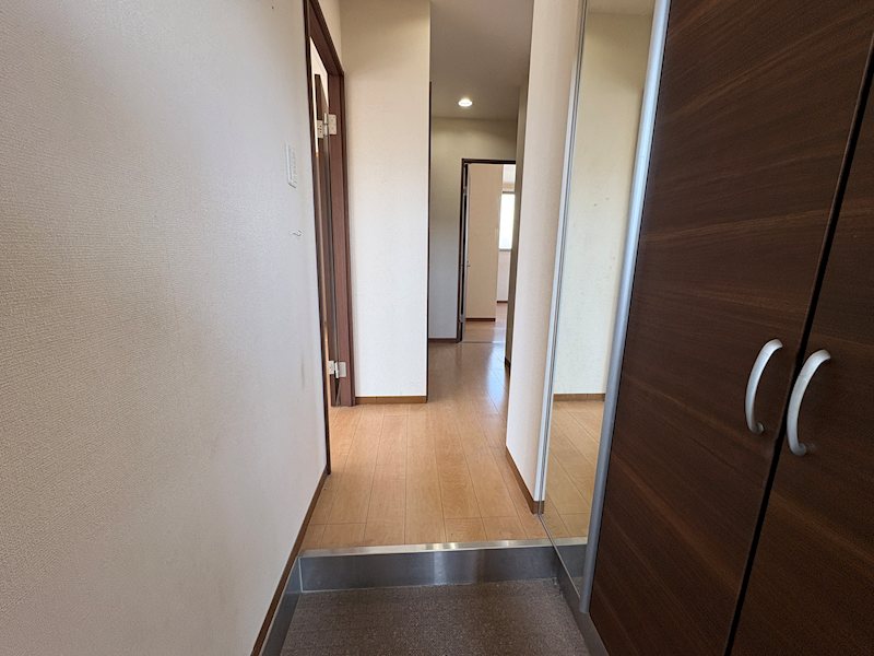 ジュネス甲東伍番館 玄関