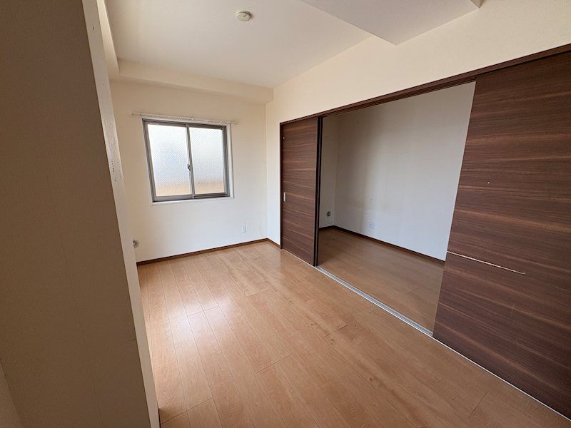 ジュネス甲東伍番館 ベッドルーム