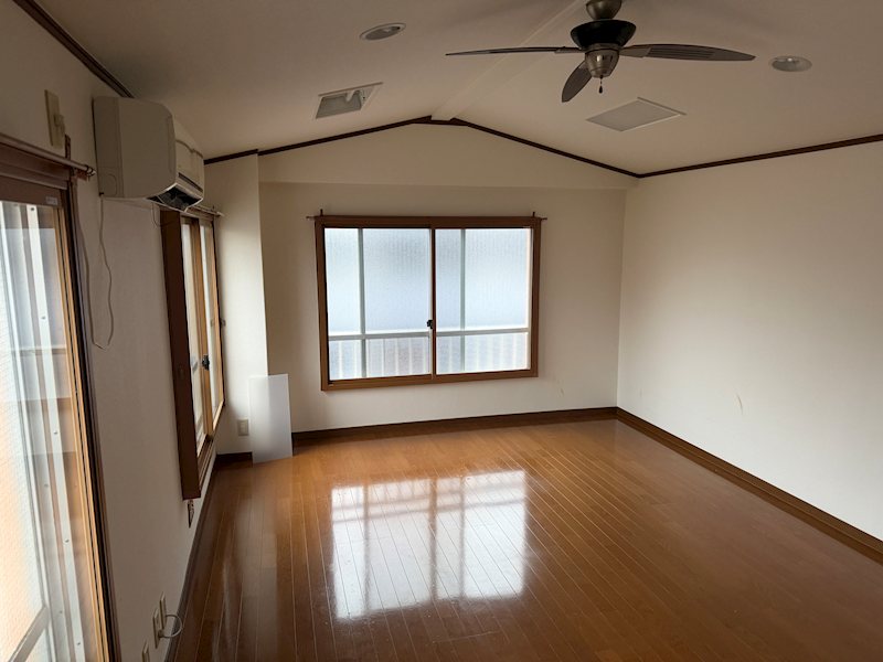 KDLビル リビング