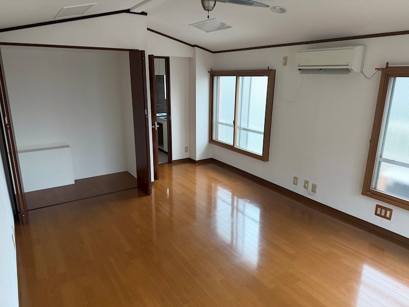 KDLビル ベッドルーム