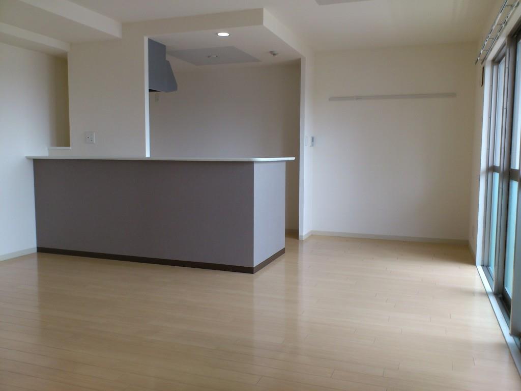 エルグランコウショウ リビング