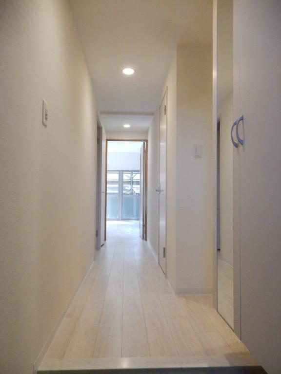 コンフォール京橋 玄関