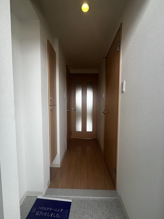 フローラル エヴァン 玄関