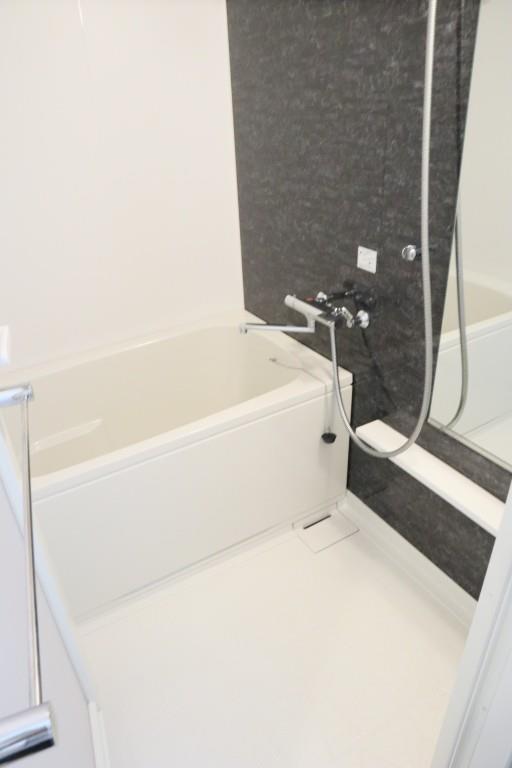 スタシオン俊徳道 風呂画像