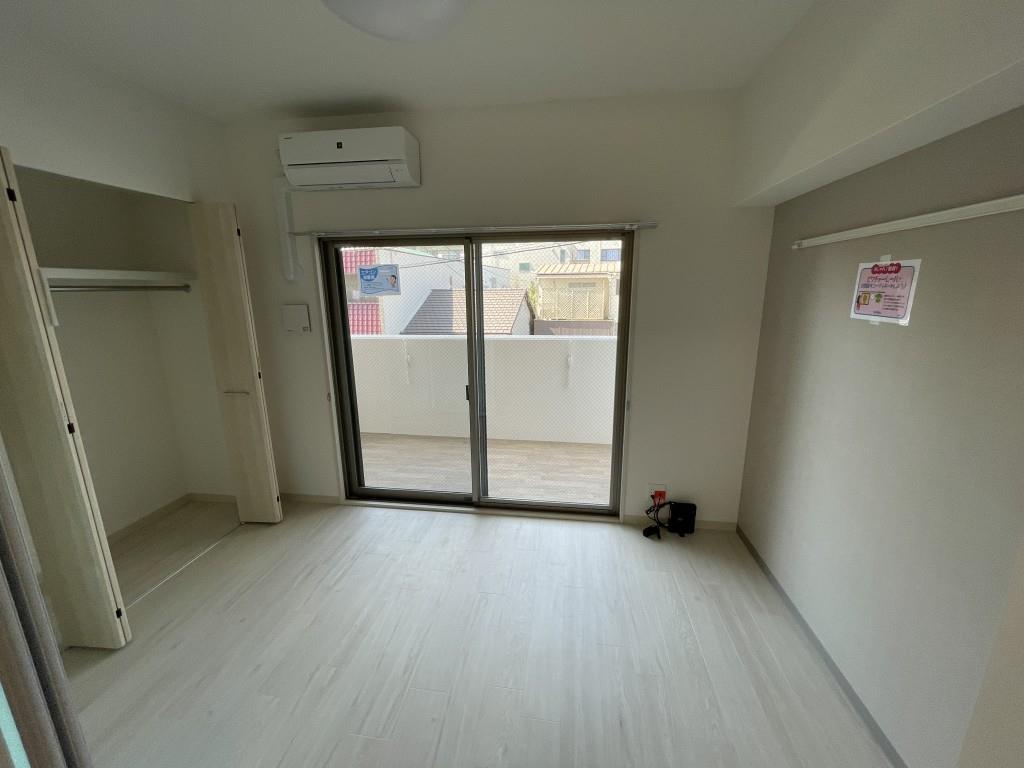 クロスフロント十二所線 ベッドルーム