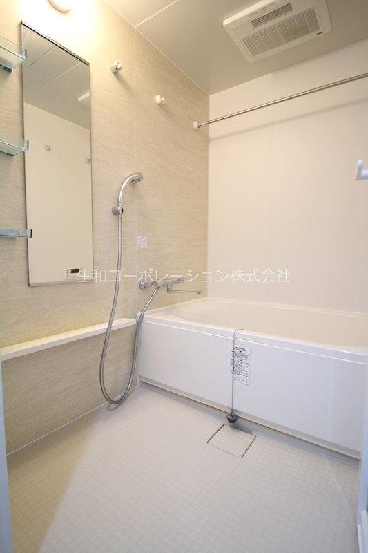 マルミーナ今里 玄関