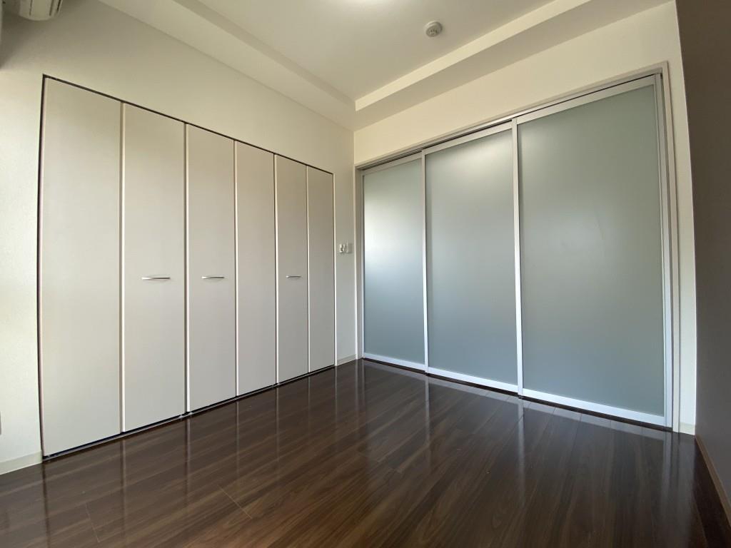 ラフィーネレジデンス ベッドルーム