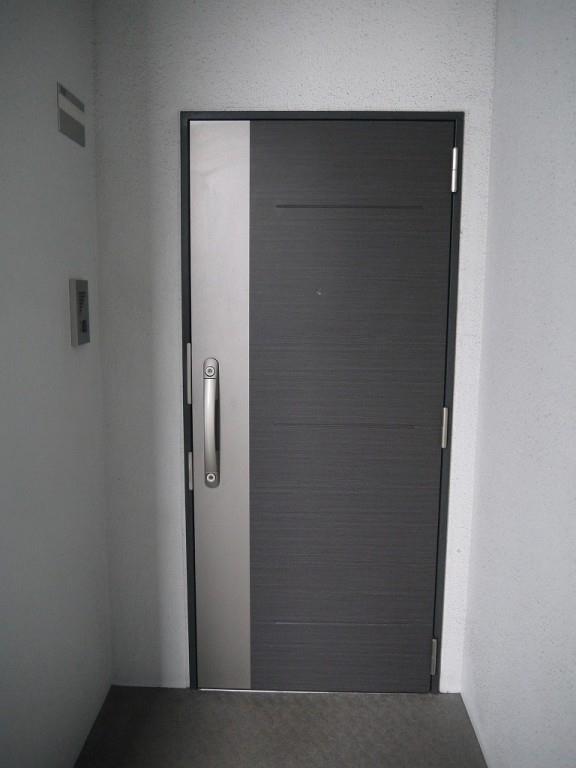 ソシオ心斎橋 玄関