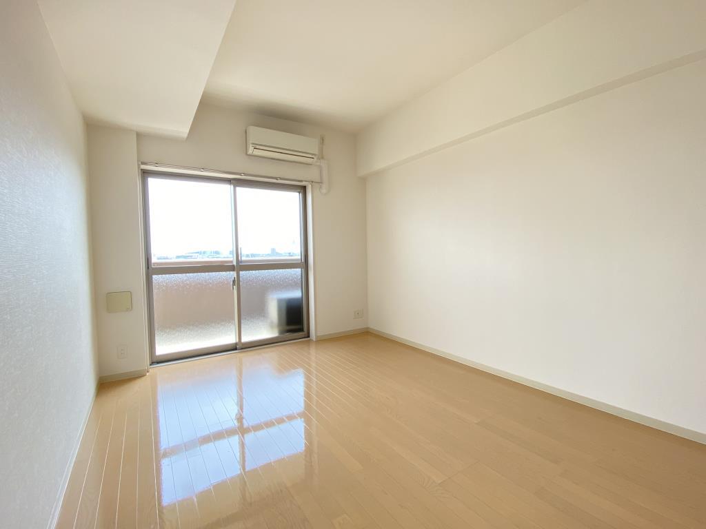 エ リヴィエール ベッドルーム