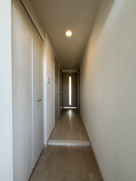 Welina江坂(ウェリナ エサカ) 玄関