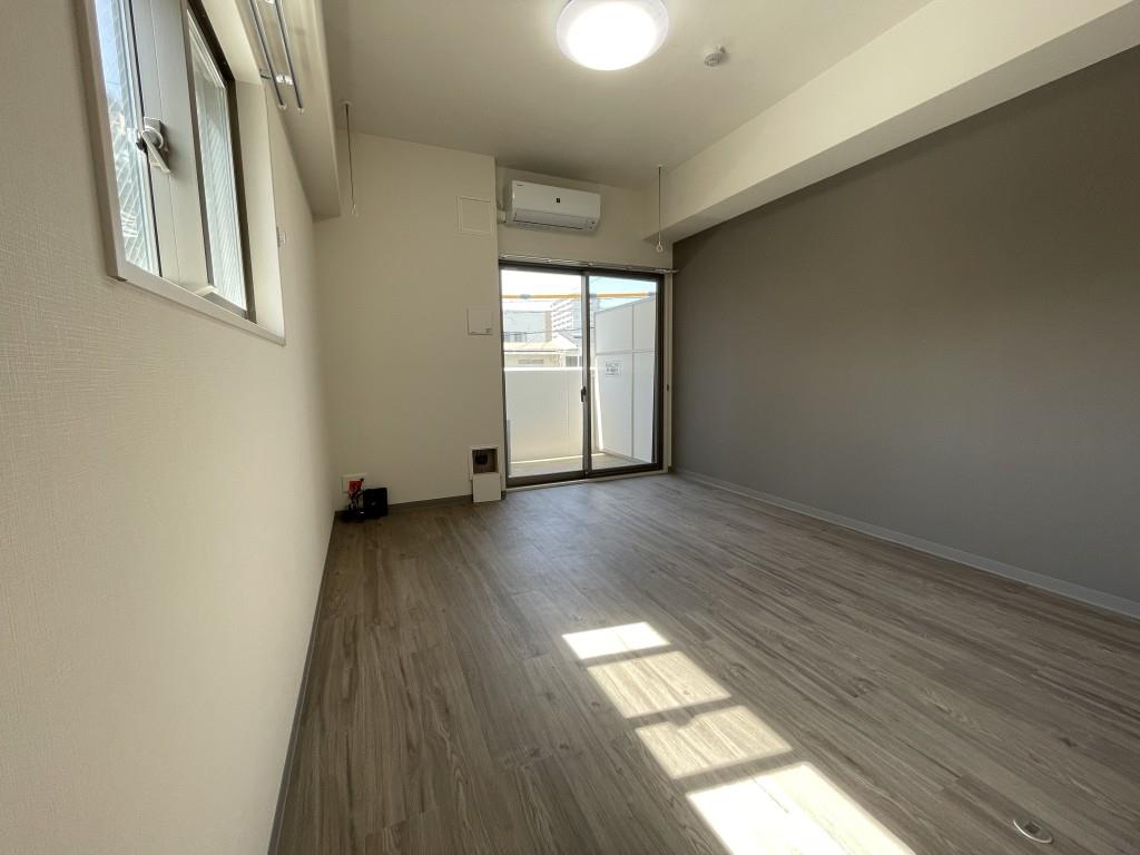 クロスフロント十二所線 リビング