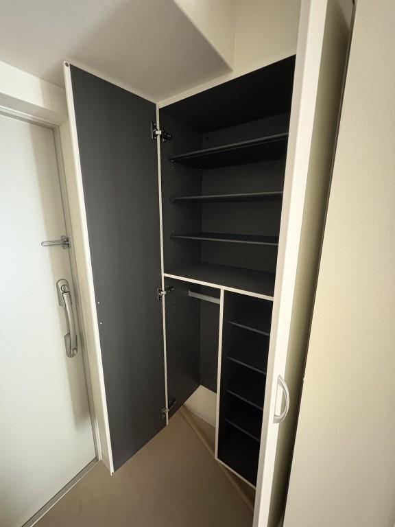 F-TAMATSUKURI 玄関