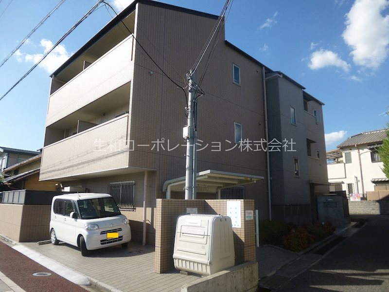 鉄骨造3Ｆ建て