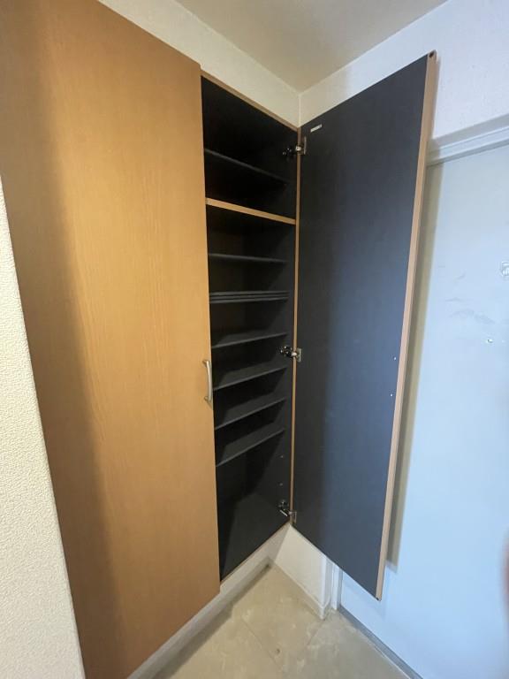 プリマヴェーラ・ヨシナガ 玄関