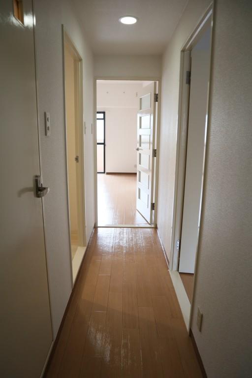 パークサイドシャトー 玄関