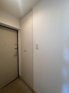 メゾンドソレイユ 玄関