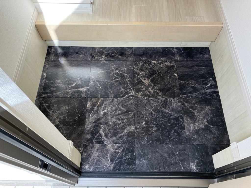 サン・シャルマンⅡ 玄関