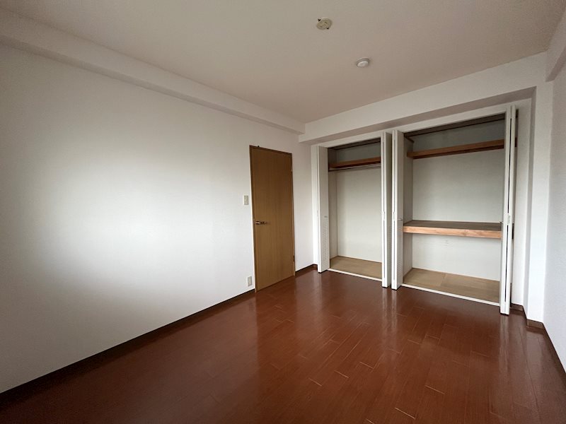 コンフォール ベッドルーム