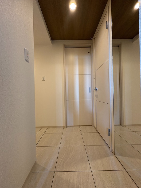 セイワパレス本町東 玄関