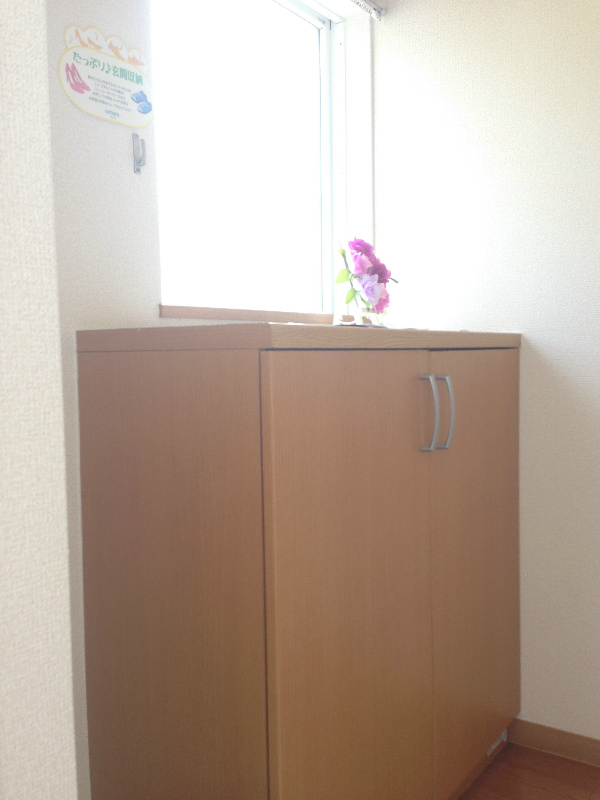 グランシャリオ(滋賀) 玄関