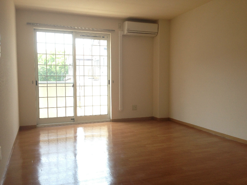 グランシャリオ(滋賀) リビング