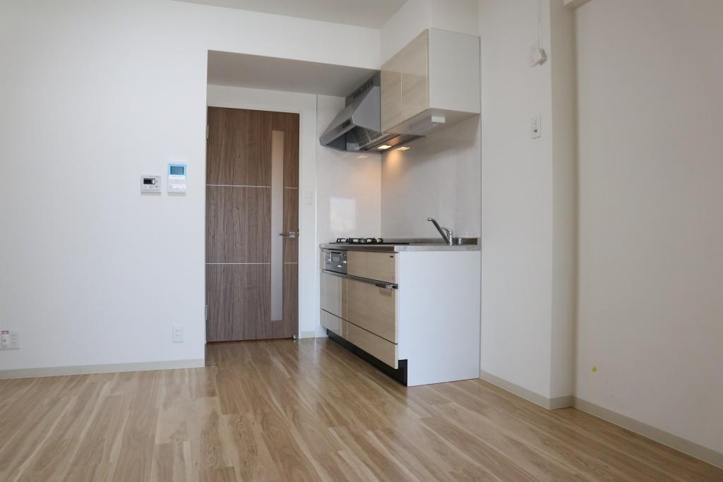 スタシオン俊徳道 リビング