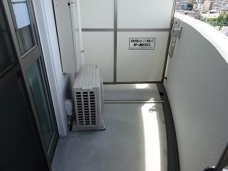 ロイヤルピジョン ライズ ベランダ