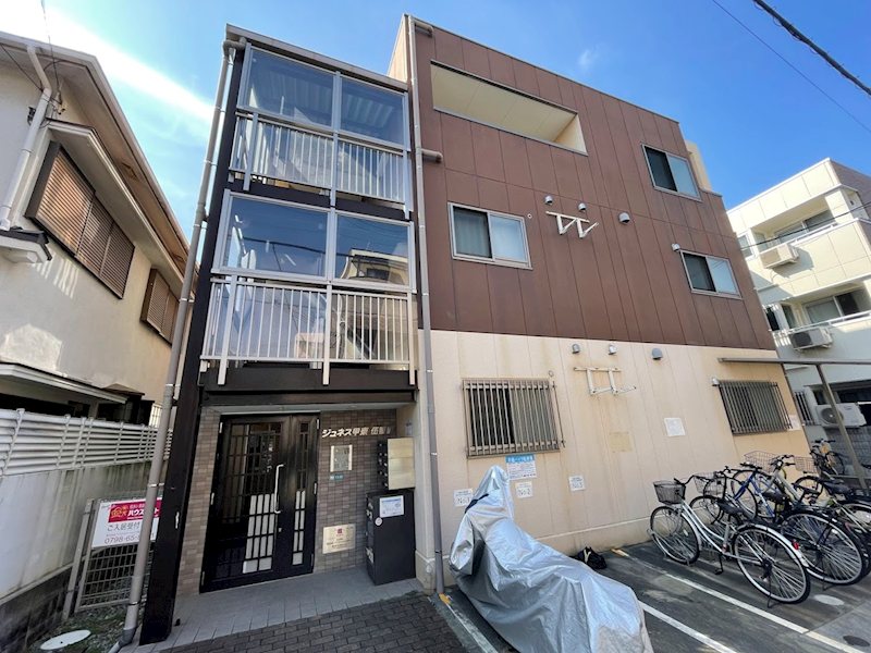 ジュネス甲東伍番館 301号室 外観