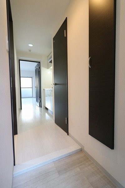 ルミナス都 玄関