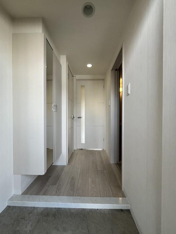 ハーヴェスト江坂 玄関