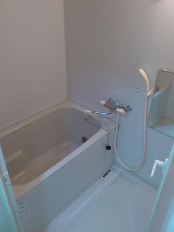 フランディル オーラ 風呂画像