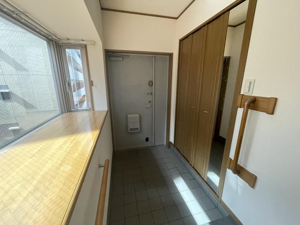 アクシス大阪 玄関