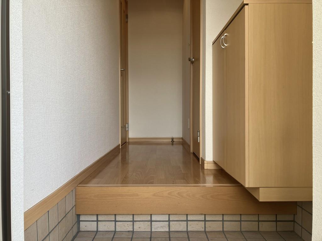 ユニヴェール 玄関
