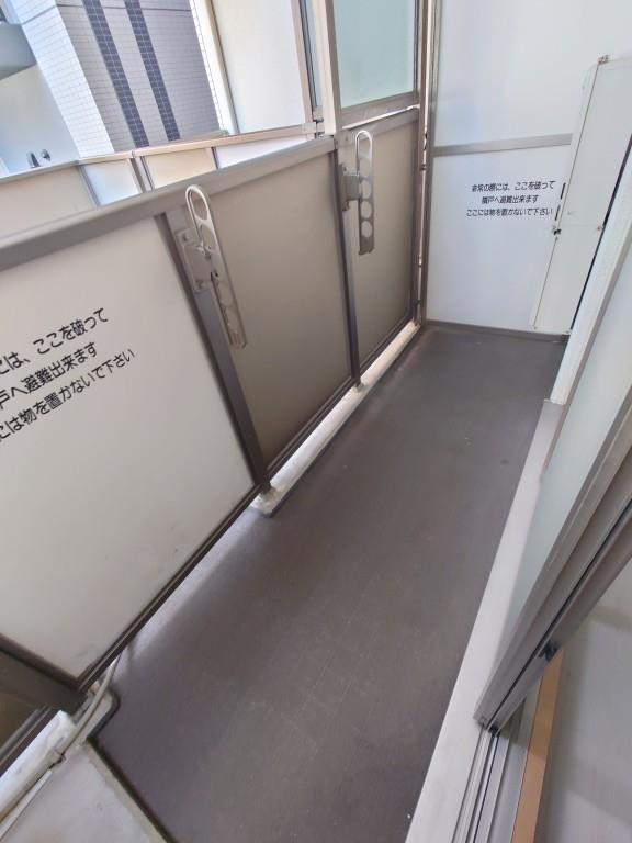 ラ・ルーシュ泉 ベランダ