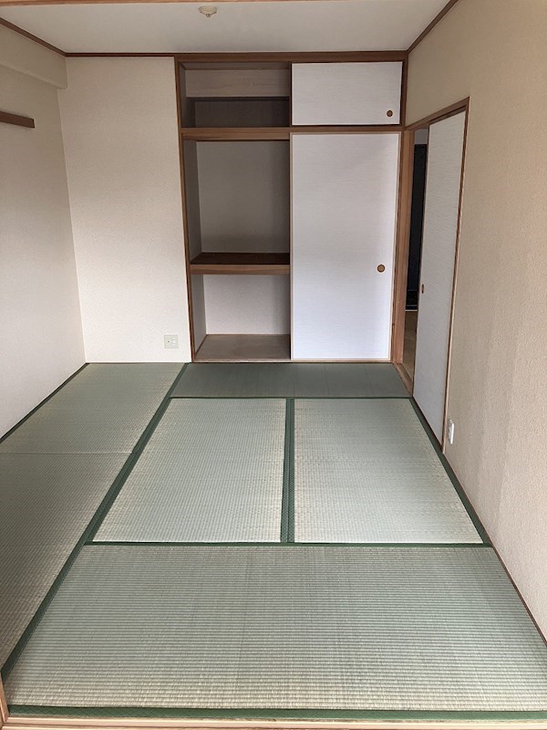 平野元町日興マンション ベッドルーム