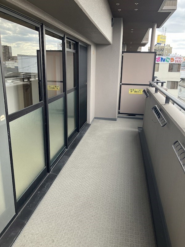 平野元町日興マンション ベランダ