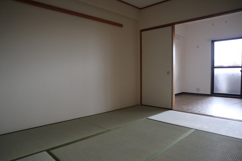 平野元町日興マンション ベッドルーム