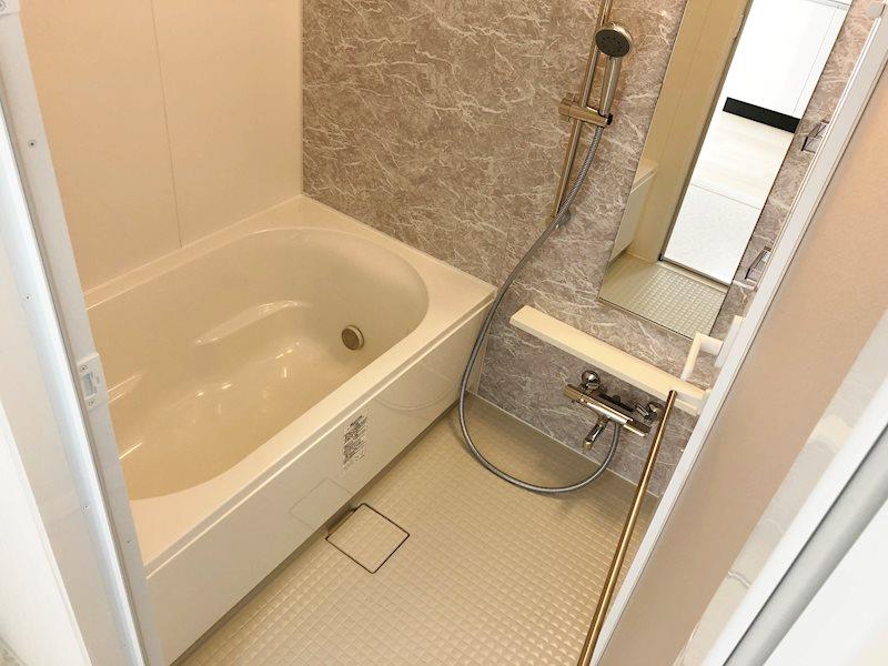 スプリームヒルズ鶴舞 玄関