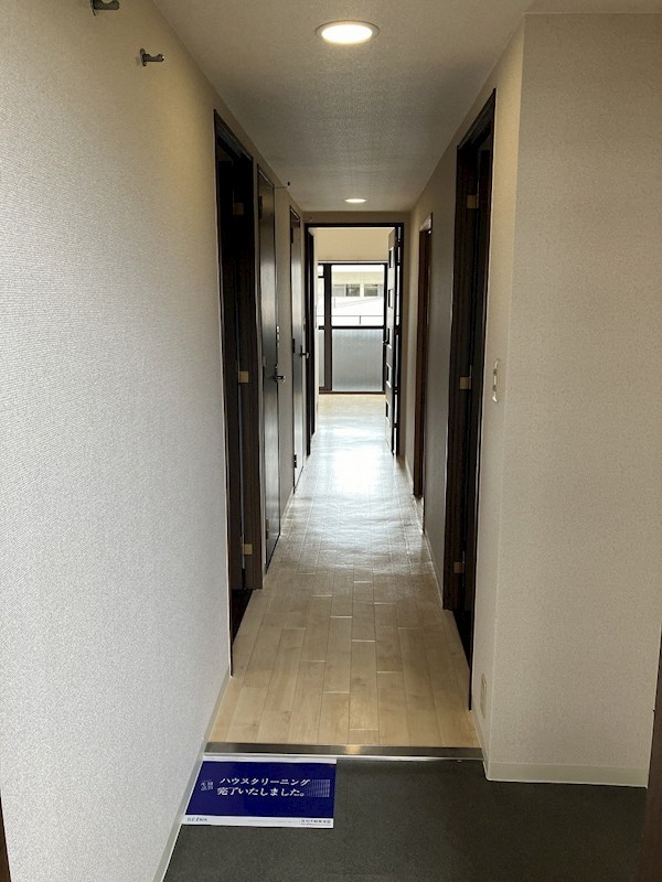 平野元町日興マンション 玄関