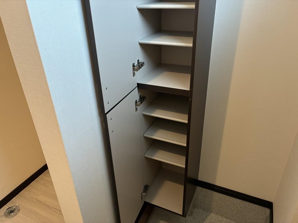 メゾン　大輪 玄関