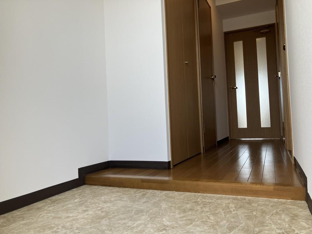 アジュール飾磨 玄関